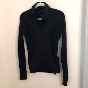 Lulu Lemon define jacket with pull out rain hoodie